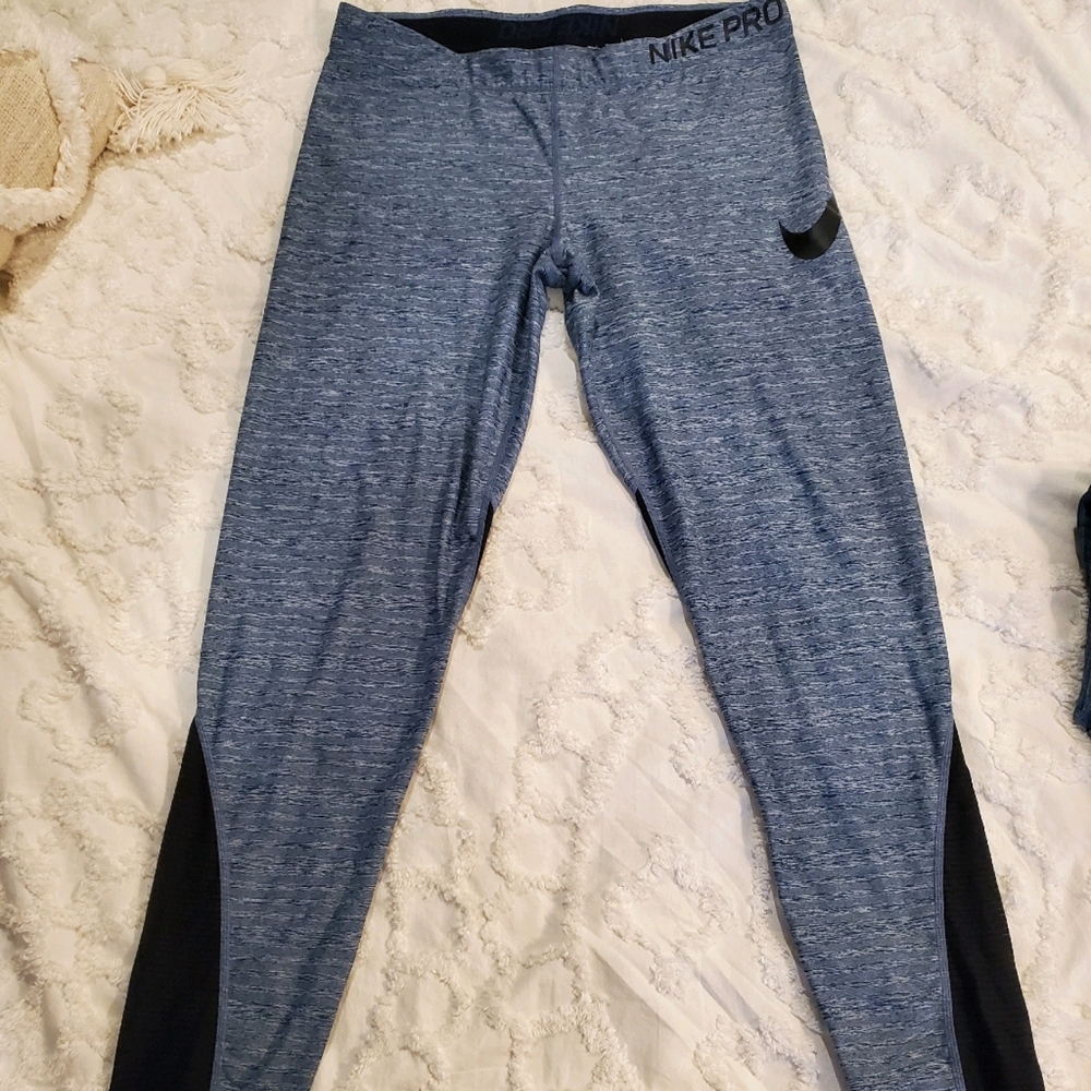 Nike Dri- Fit leggings